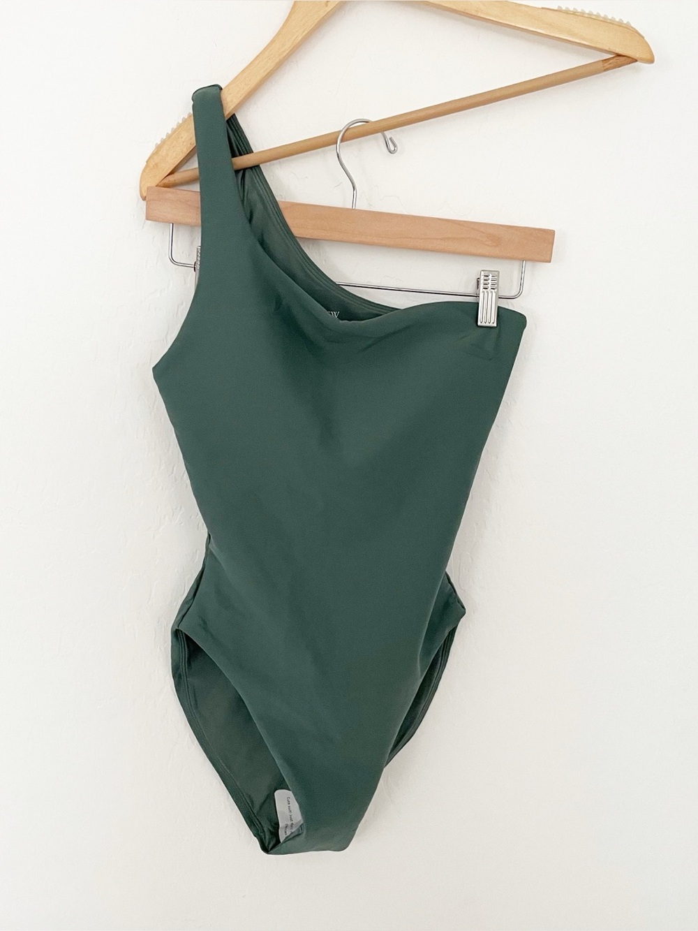 J.Crew Classic sculpt one piece swim
Suit size 4